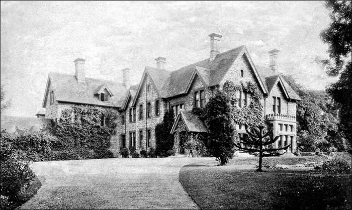 Rushden House from the drive