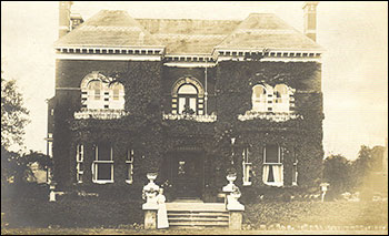 The Laurels - the family home