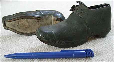 Child's clogs