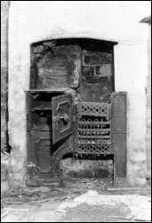 The fire place with the oven