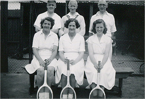 Hf Tennis team Town courts 1950