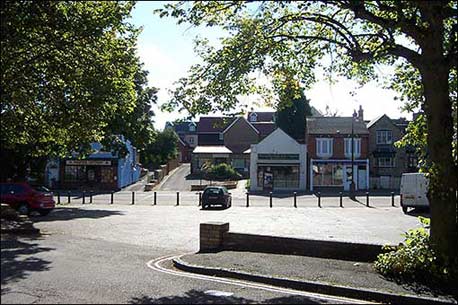 From Rotten Row towards High Street