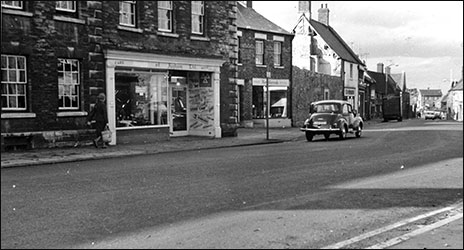 College St from Market Square