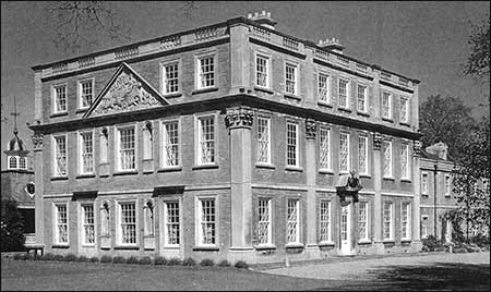 Hinwick House