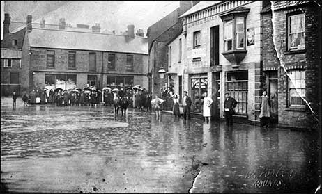 Floods c1910?