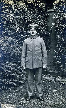Unidentified German POW at Rushden c1916