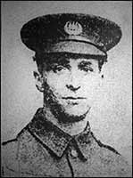 Pte R Mackness