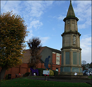 war memorial, horse and soldier